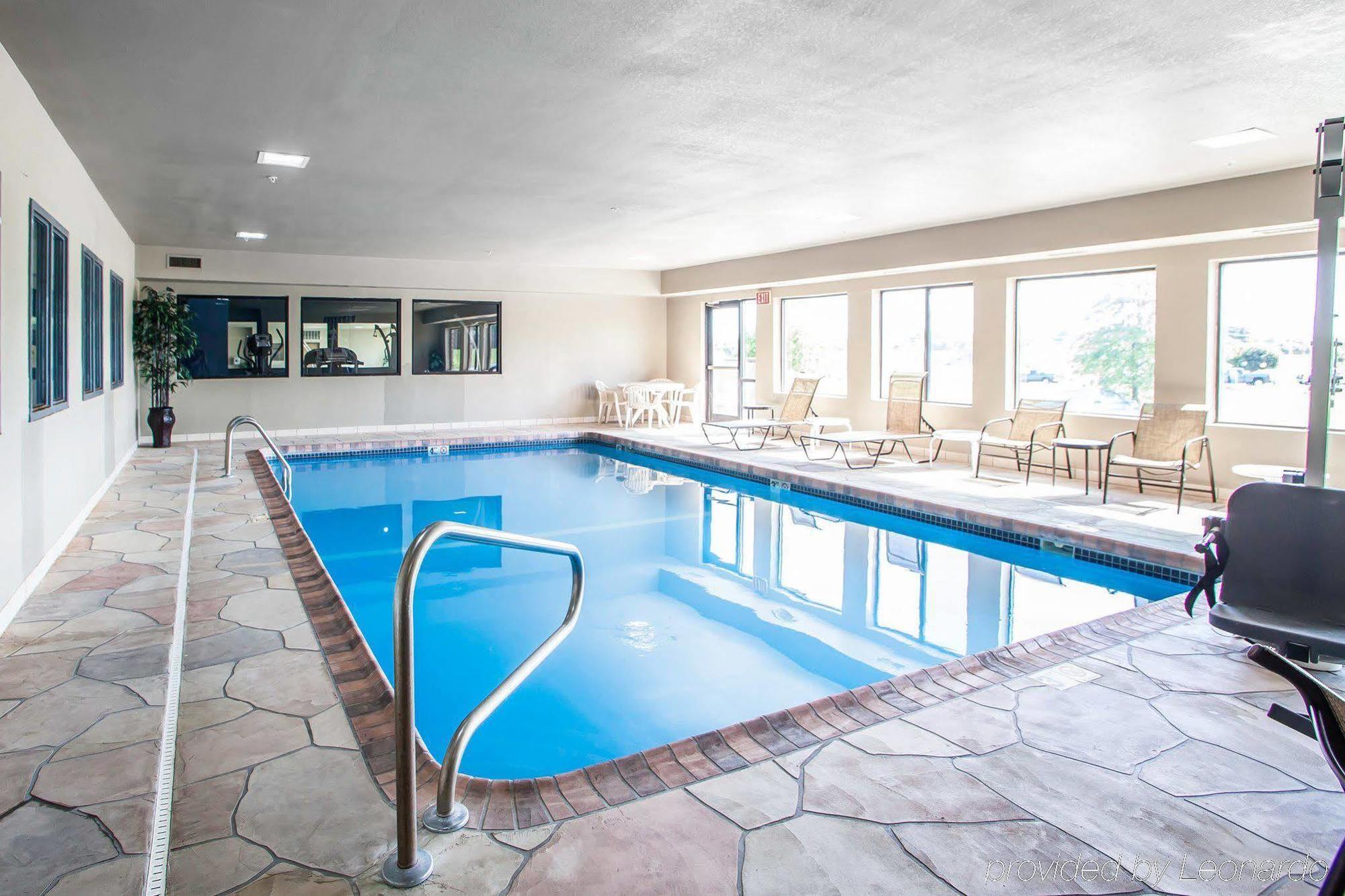 Motel Super 8 By Wyndham Lees Summit Lee’s Summit