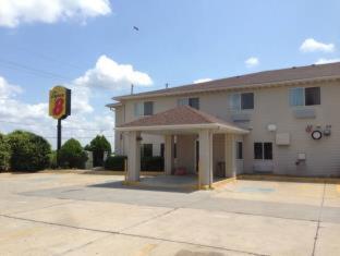 Motel Super 8 By Wyndham Lees Summit 2*