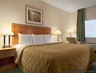 Motel Super 8 By Wyndham Lees Summit 2*